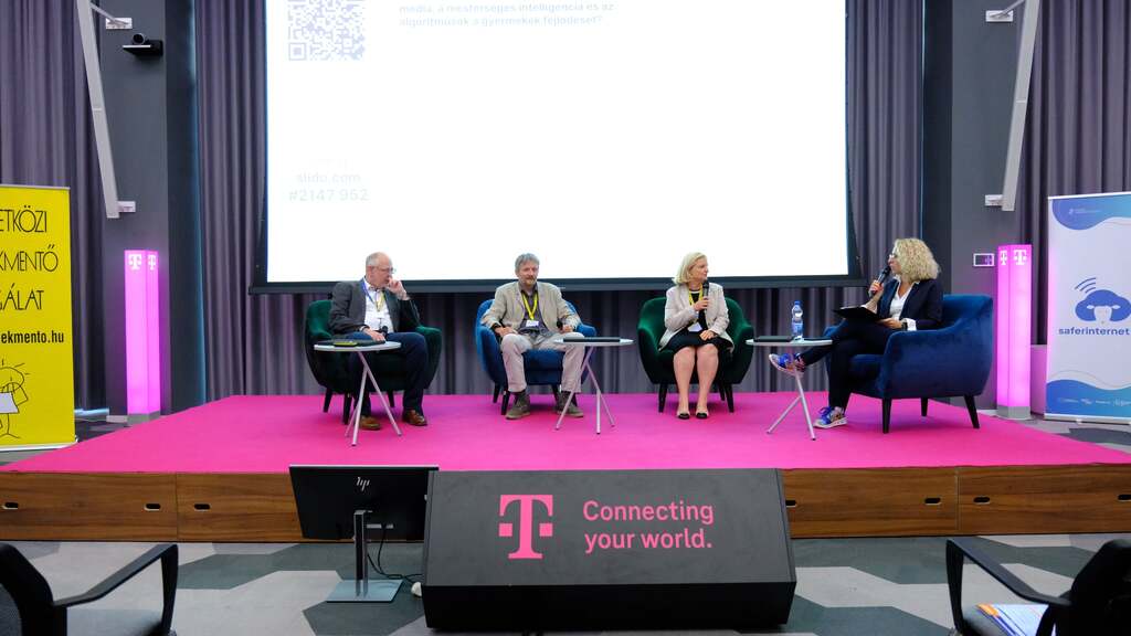 neuós